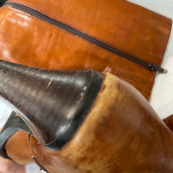 Gorgeous pair of leather Born riding style boots - Picture 8 of 8